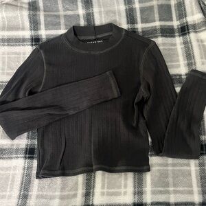 AE mock neck S